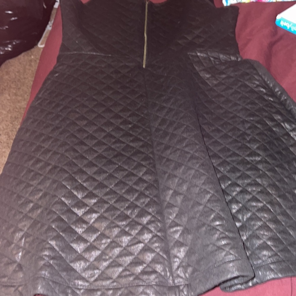 Dress - Picture 3 of 5